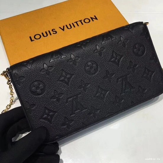 WIS POCHETTE FÉLICIE Louis Vuitton 0321